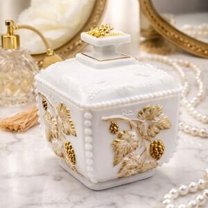 VTG Westmoreland Milk Glass Powder Puff Box Beaded Gold Grapes 1950s BG-26 EUC